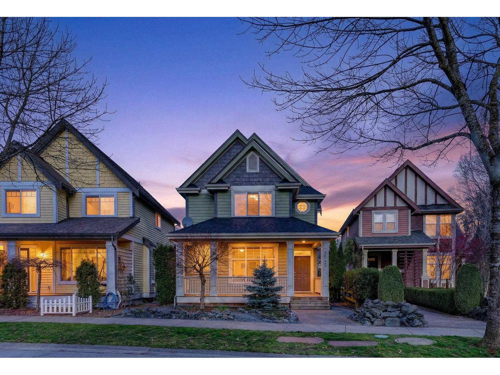 5843 SHAWNIGAN DRIVE|Garrison Crossing