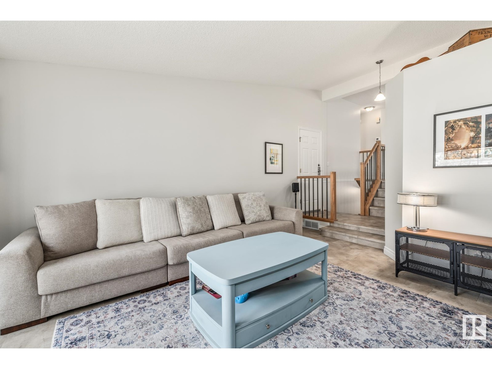 #24 35 GRANDIN RD