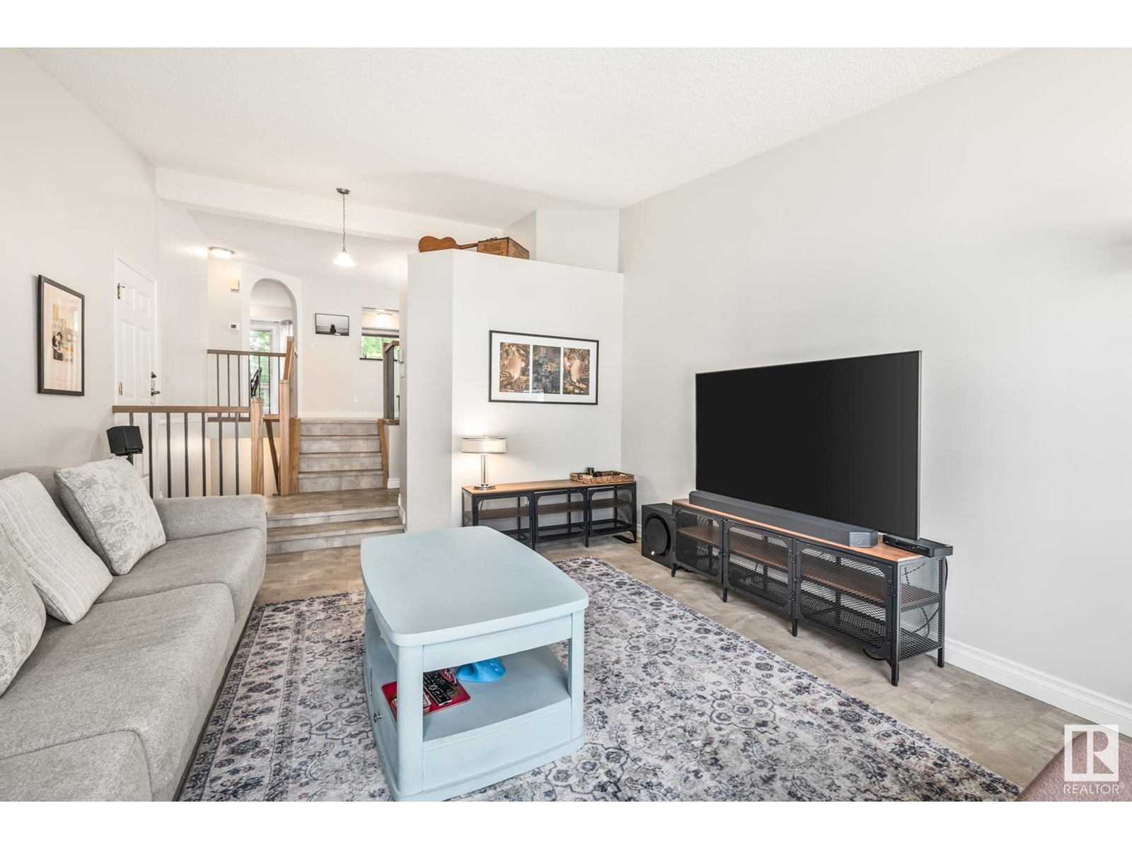 #24 35 GRANDIN RD