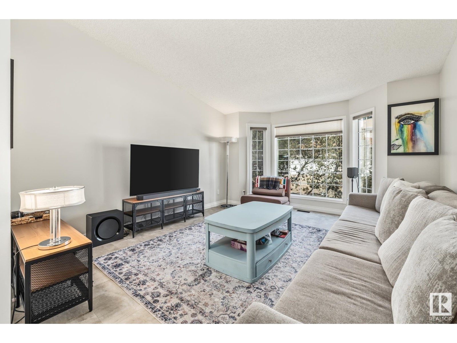 #24 35 GRANDIN RD