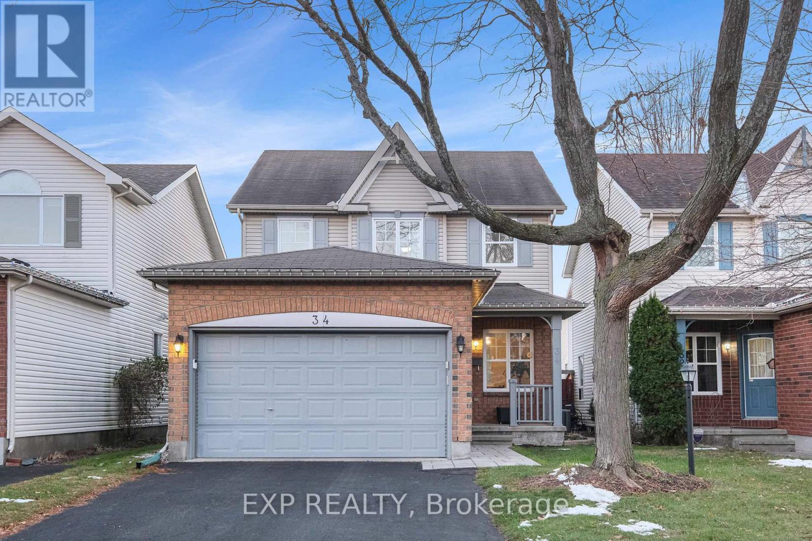 Photo 1 of 20 — 34 AVONMORE CRESCENT, Ottawa, ON K2G6J7