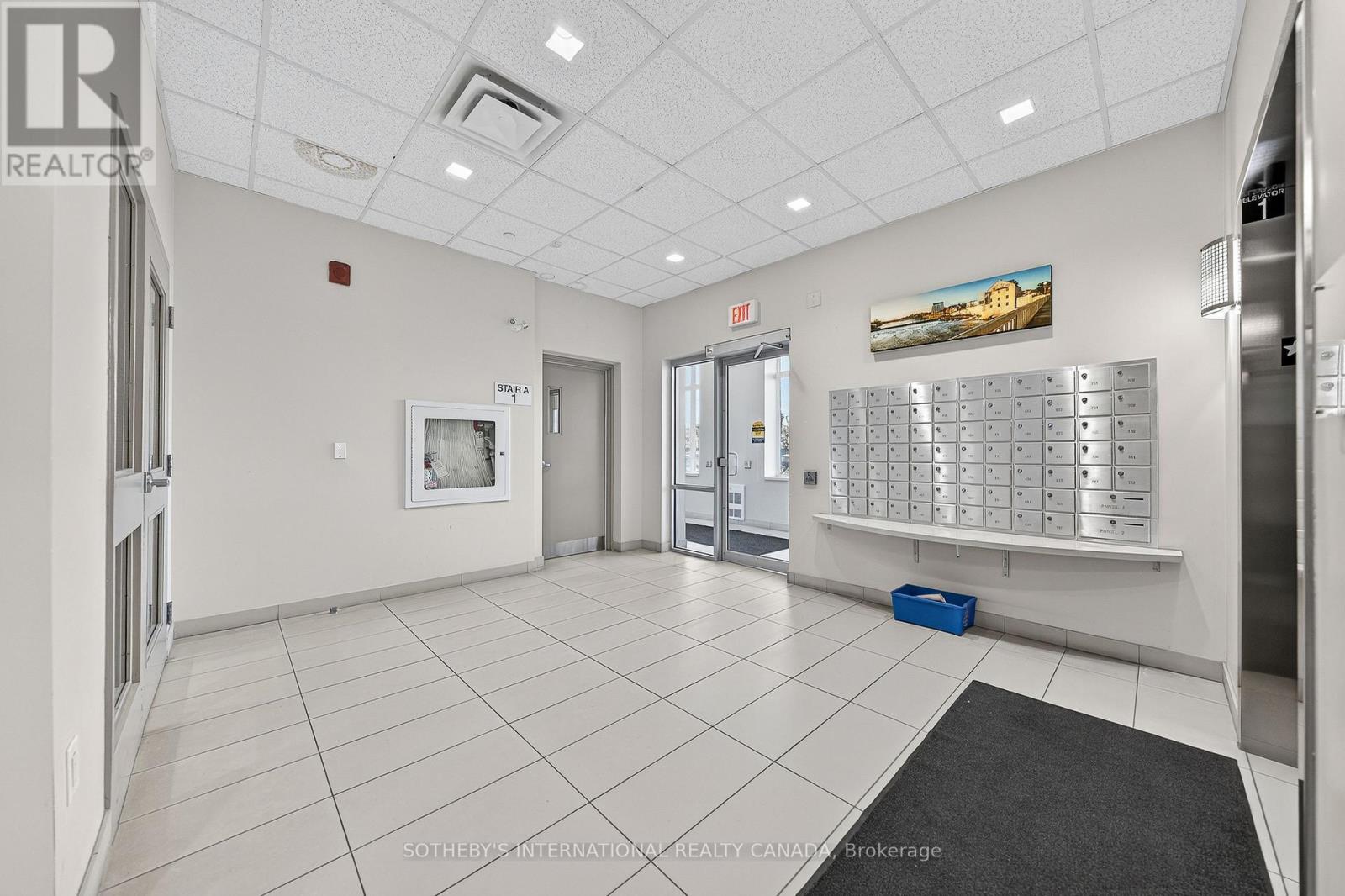 409 - 155 WATER STREET S