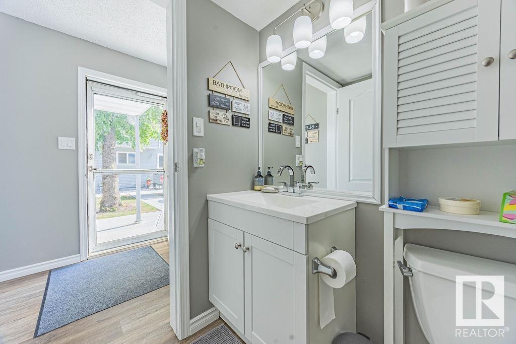#47 15710 BEAUMARIS RD NW