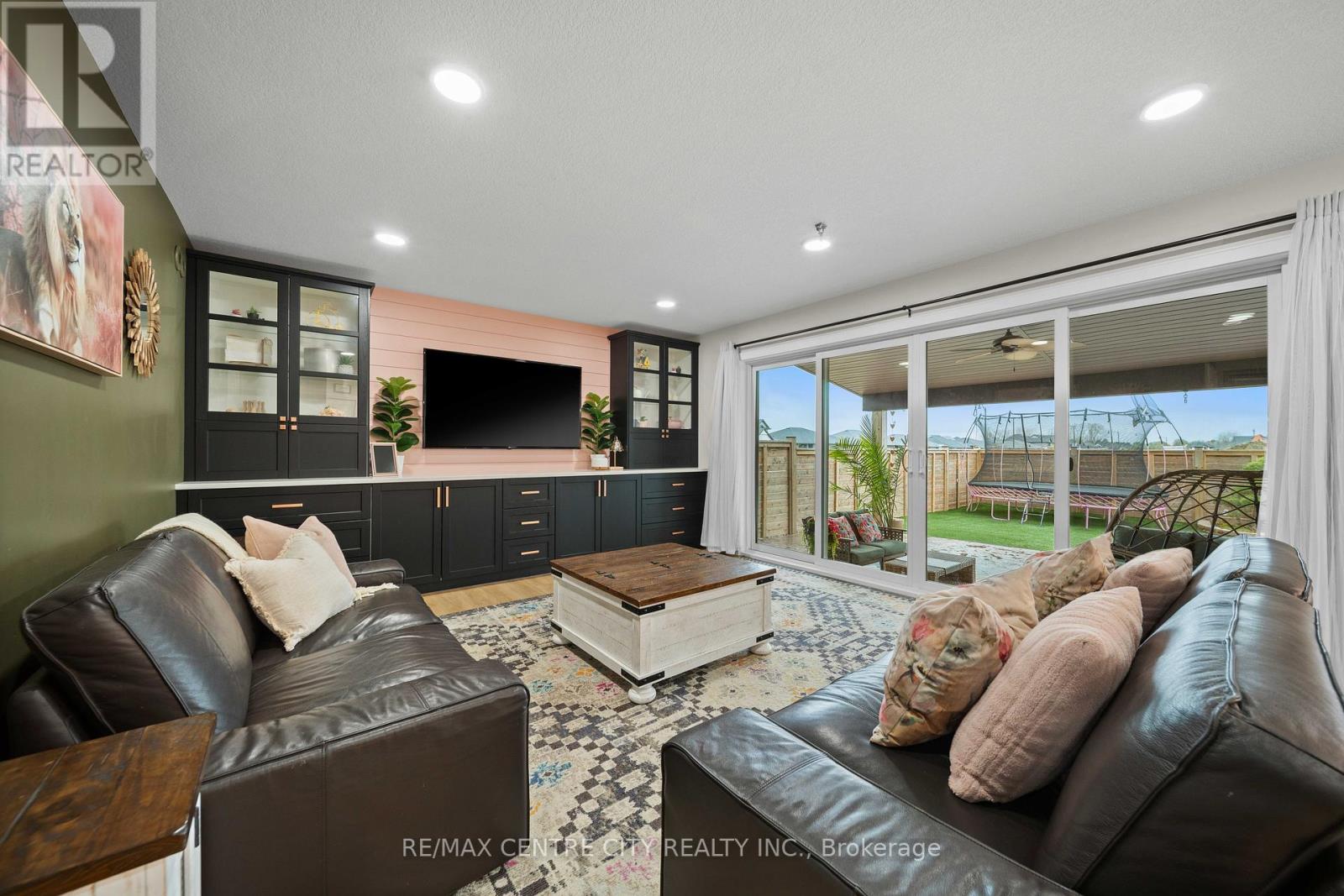 76 STYLES DRIVE