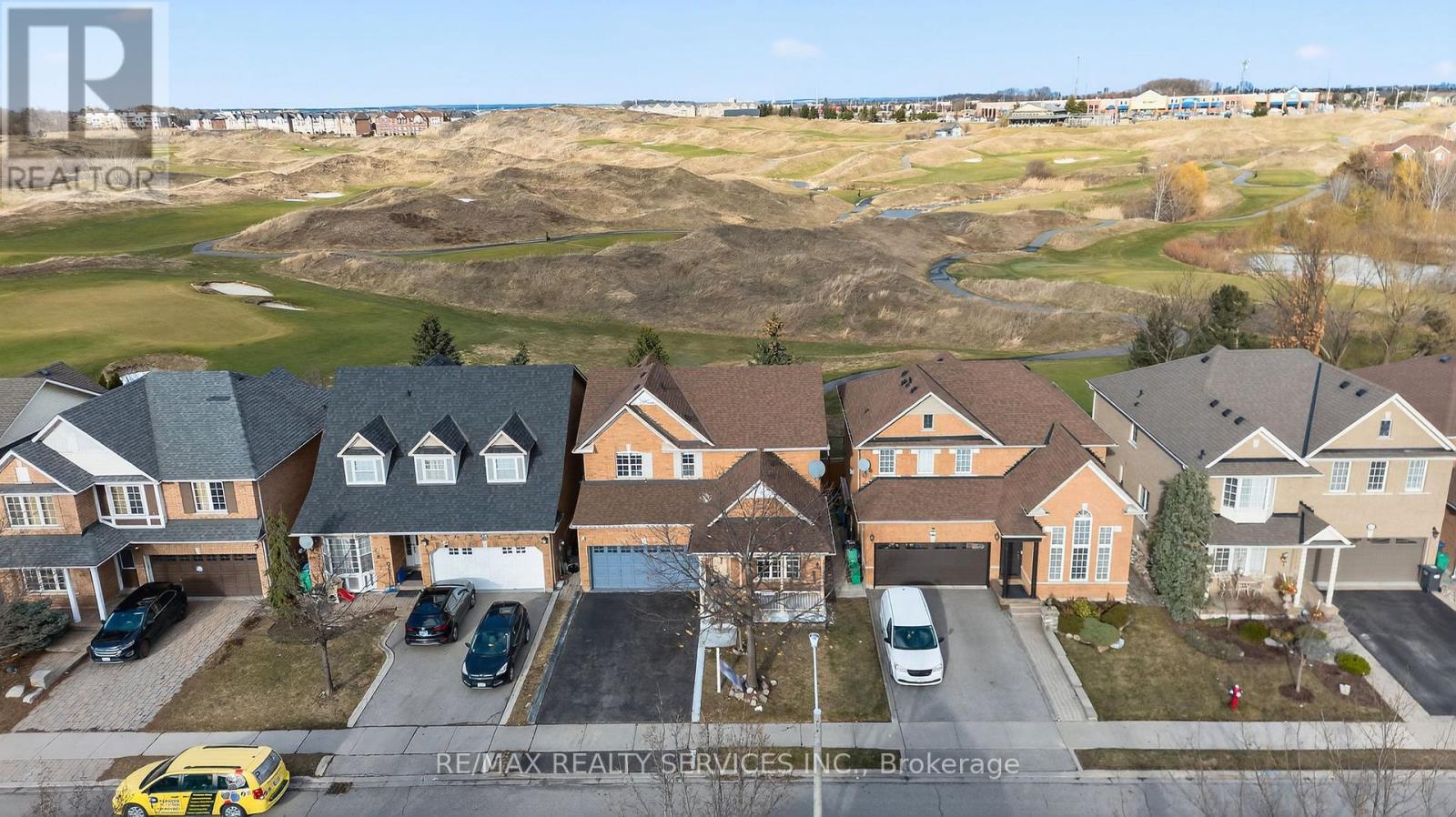 47 UPPER HIGHLANDS DRIVE