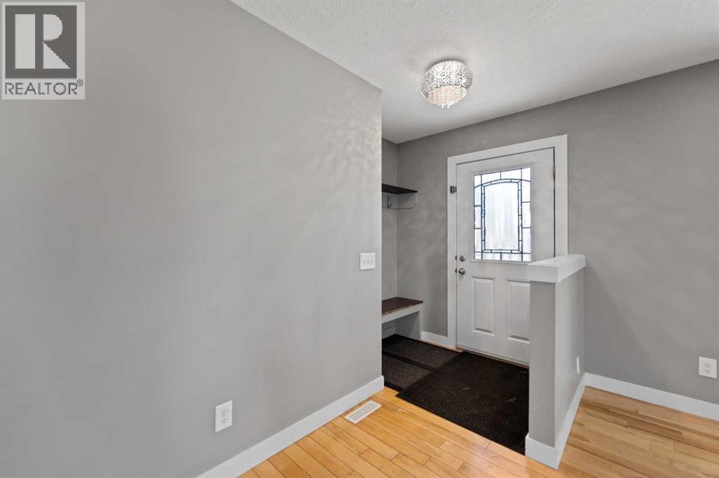 136 Maitland Drive NE