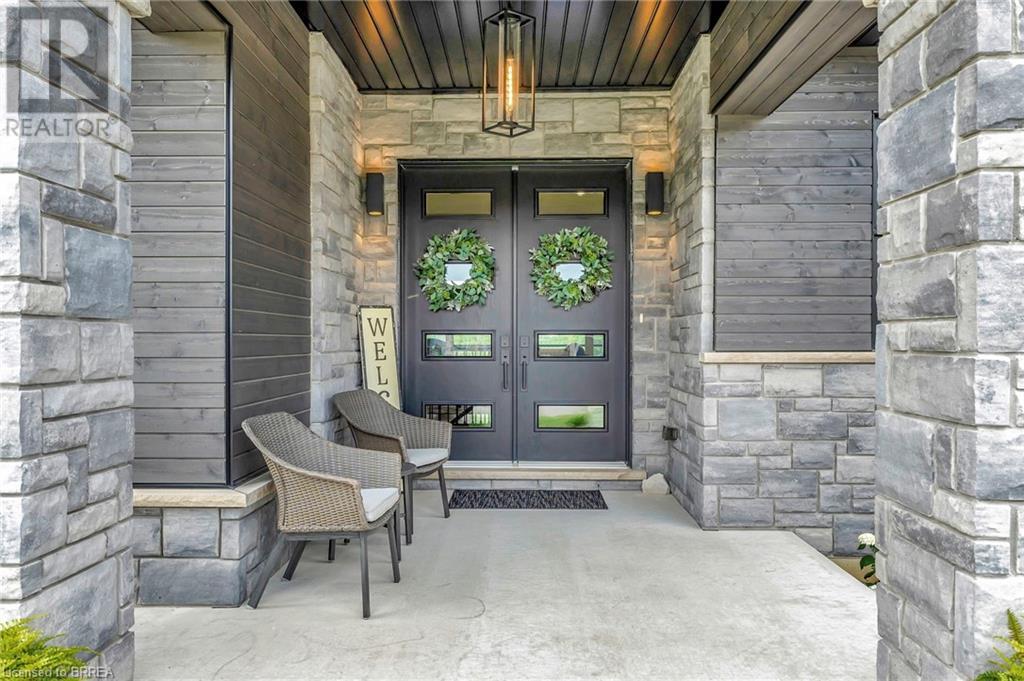 14 HUDSON Drive