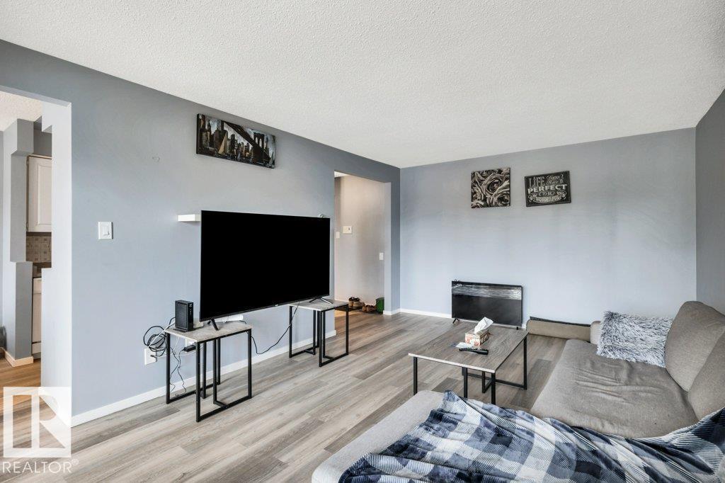 #303 11445 41 AV NW