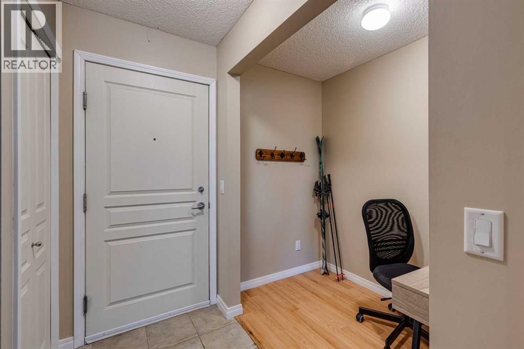 329, 22 Richard Place SW