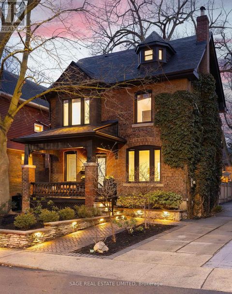 22 BELLEFAIR AVENUE Toronto (The Beaches) ON M4L3T8