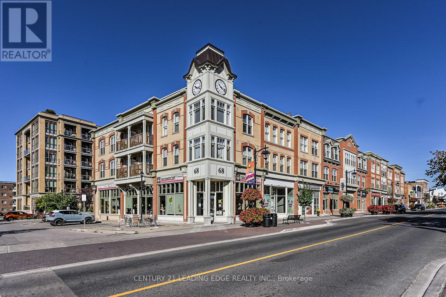 305 - 68 MAIN STREET N