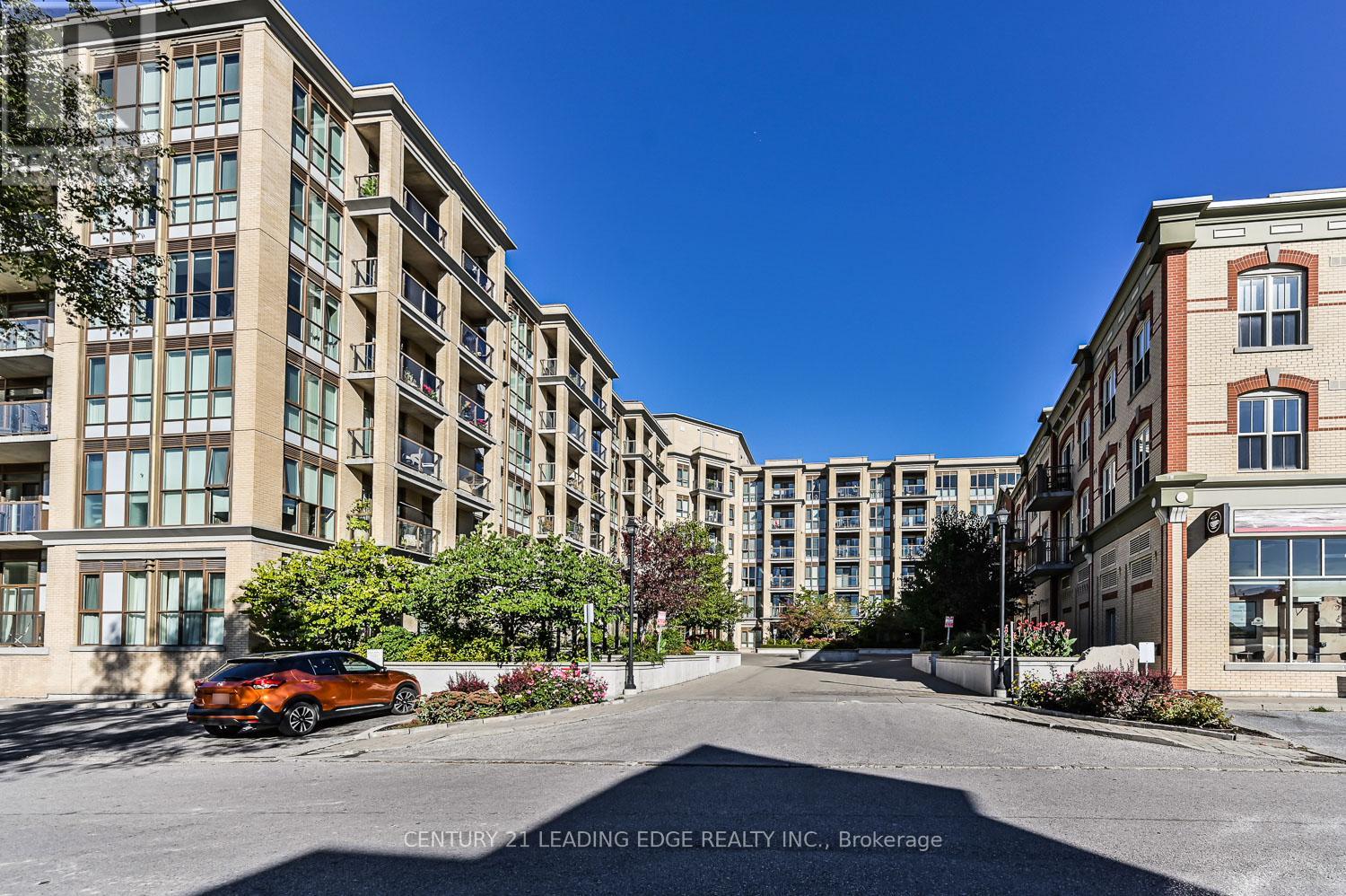 305 - 68 MAIN STREET N