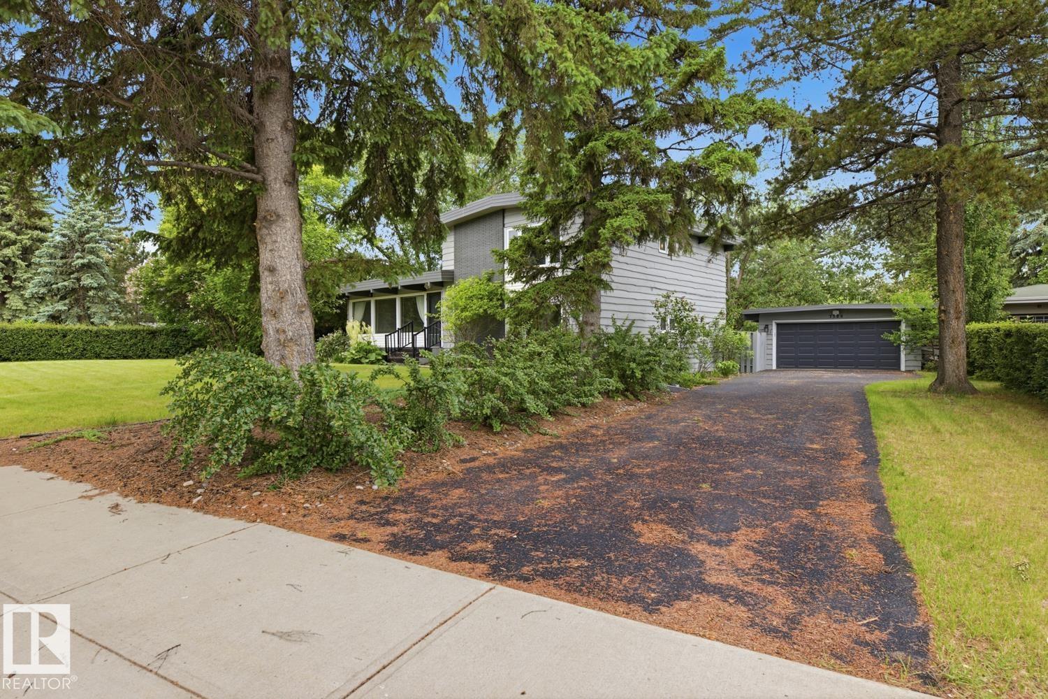 7508 139 ST NW