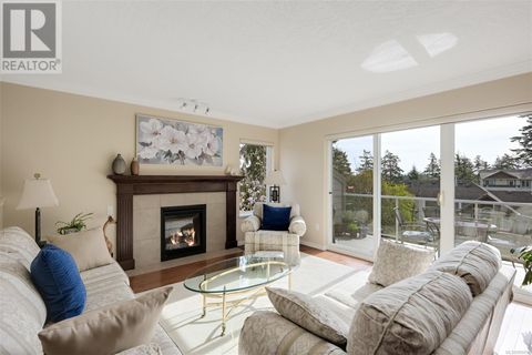 65 118 Aldersmith Pl View Royal BC V9A7M9