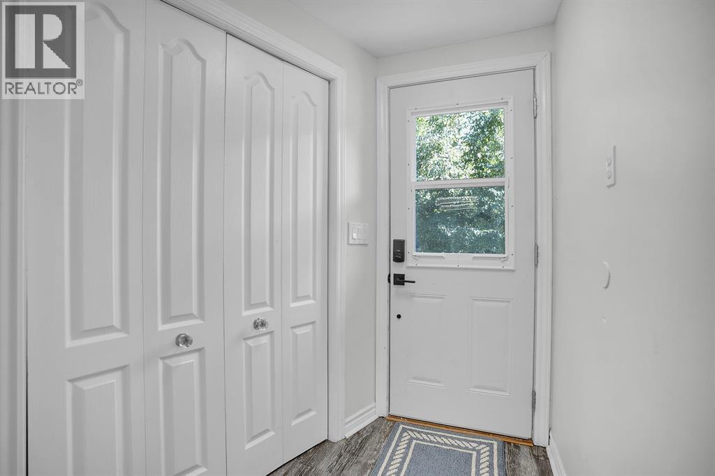 3692 BEVERLY GLEN ...