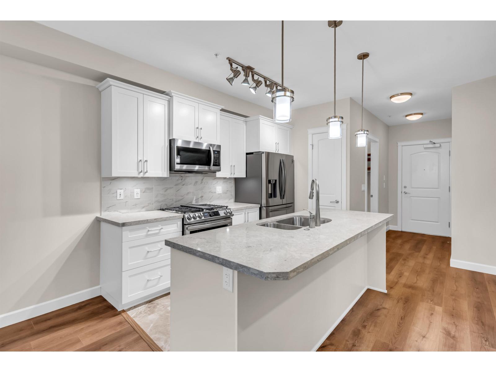 201 20328 86 AVENUE