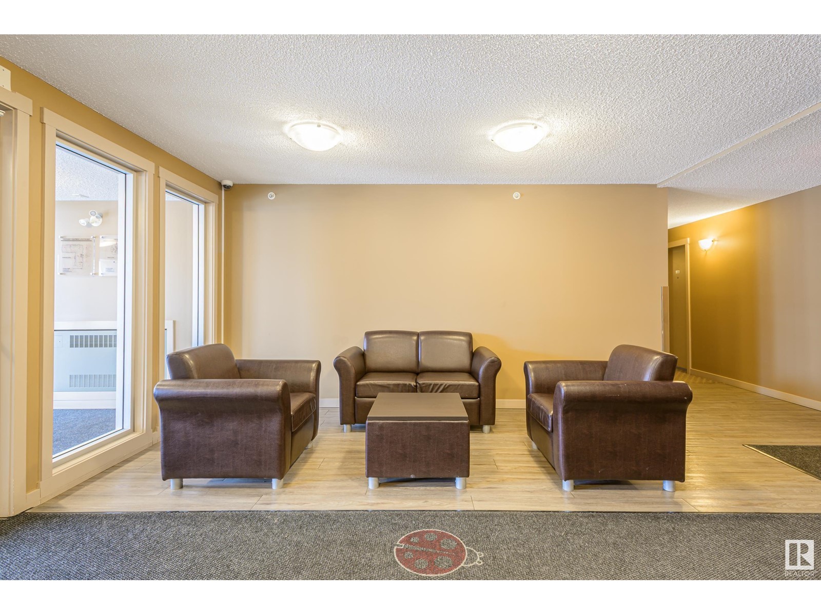 #201 5390 CHAPPELLE RD SW