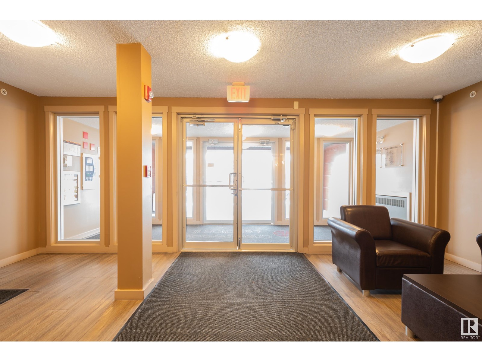 #201 5390 CHAPPELLE RD SW