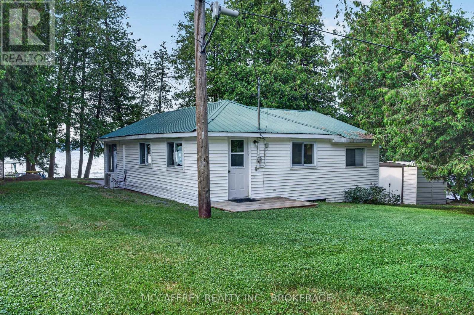 96 ISLANDVIEW LANE