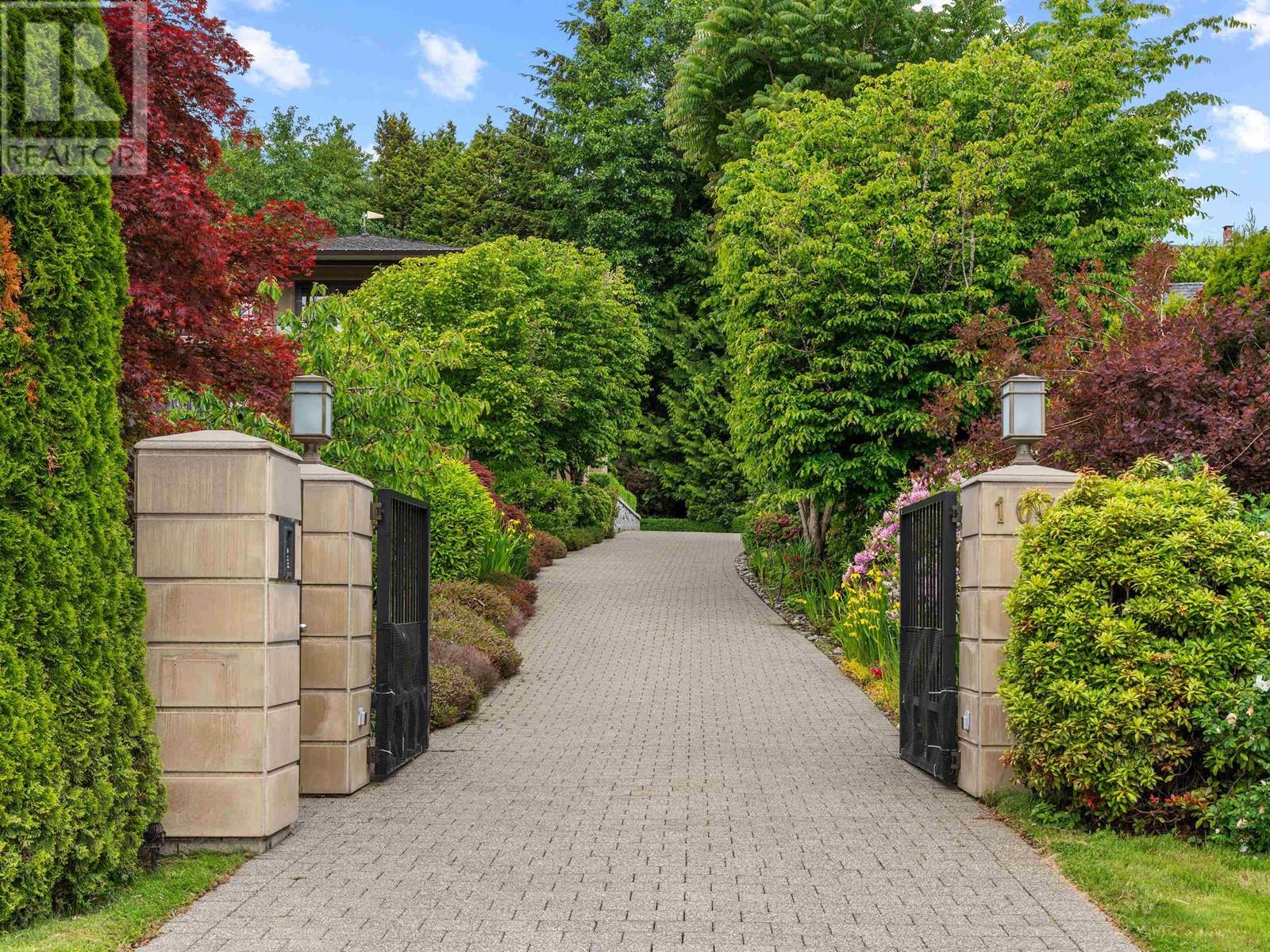 1075 GROVELAND ROAD