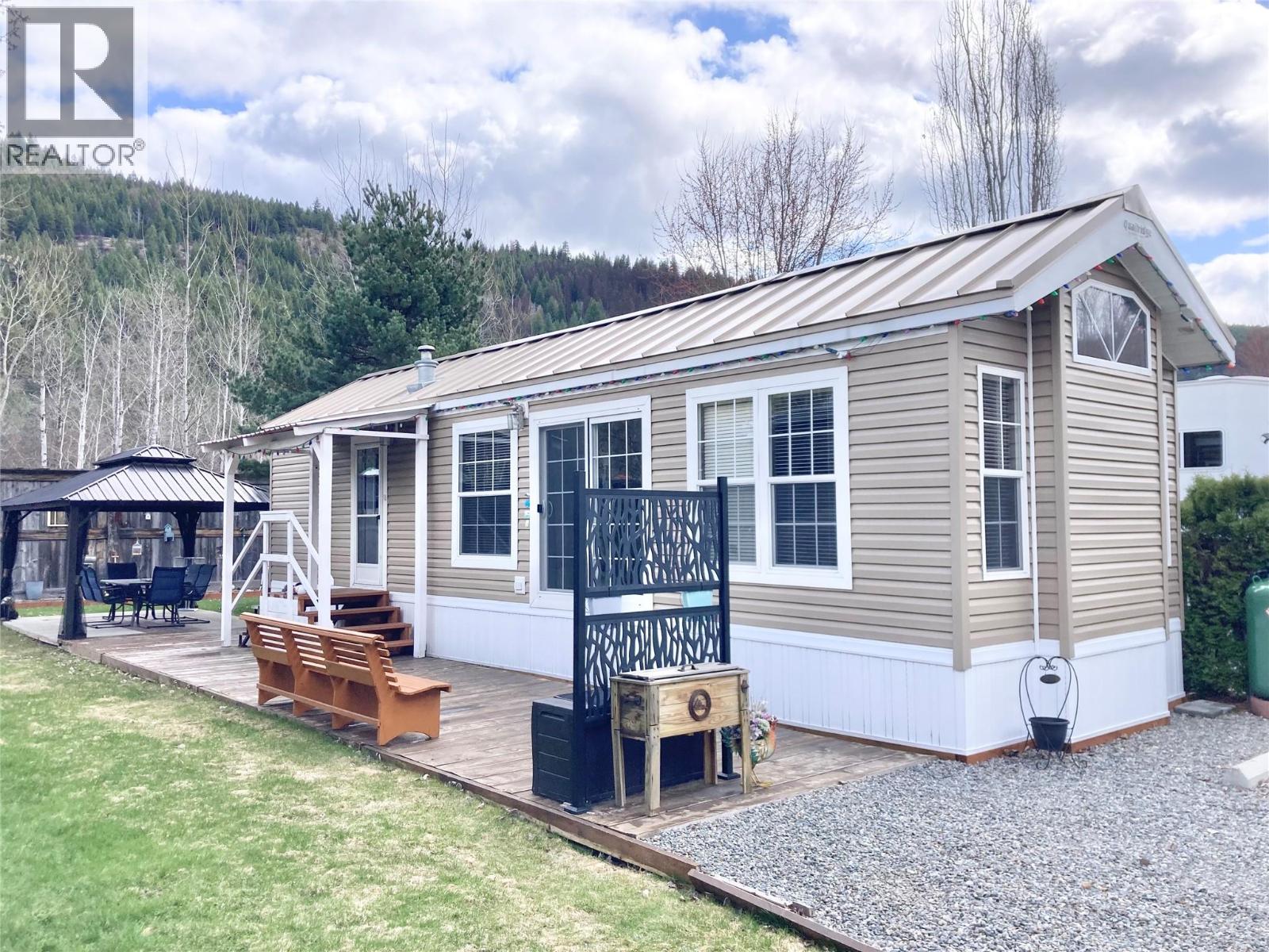 321 Copper Avenue N Unit# 50