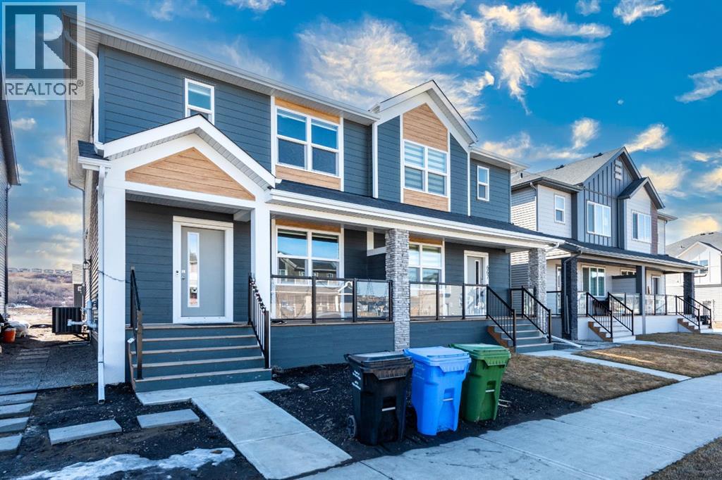 671 Wolf Willow Boulevard SE