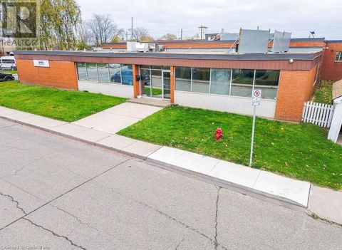 42 NIAGARA Street Hamilton ON L8L6A2