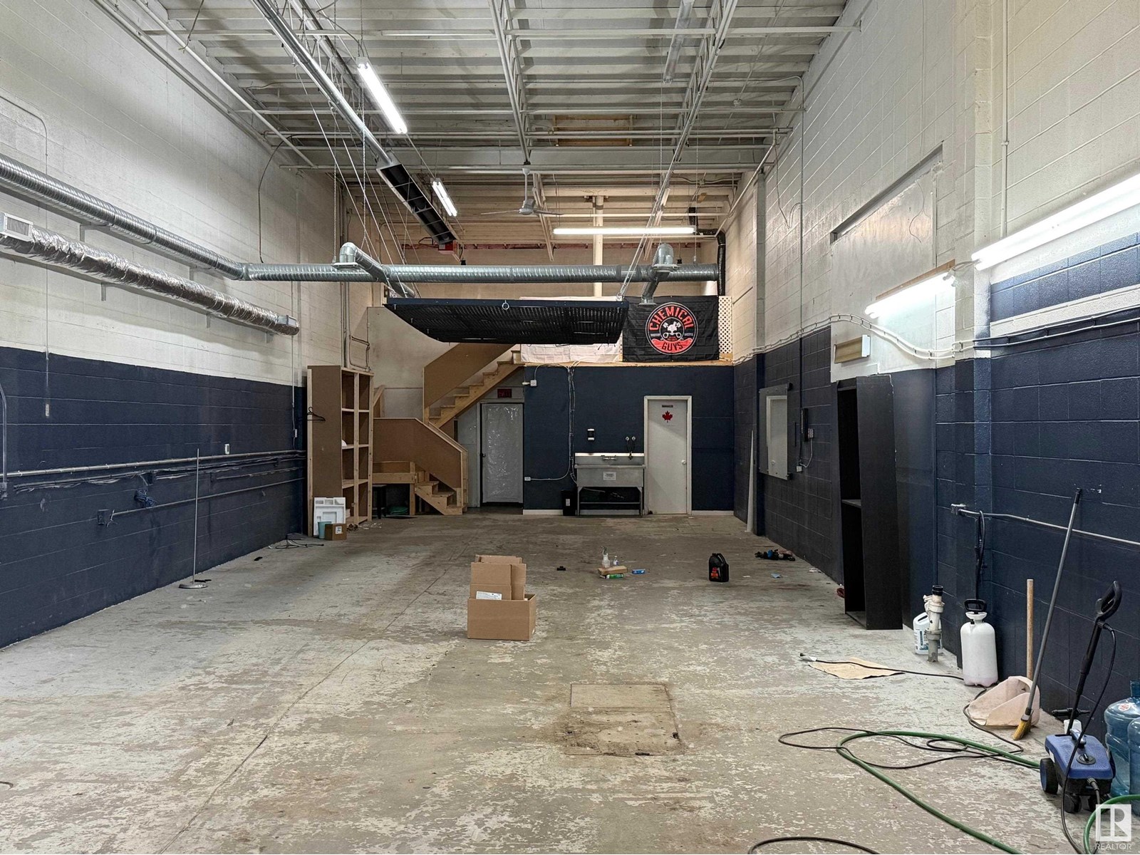 16714 111 AV NW