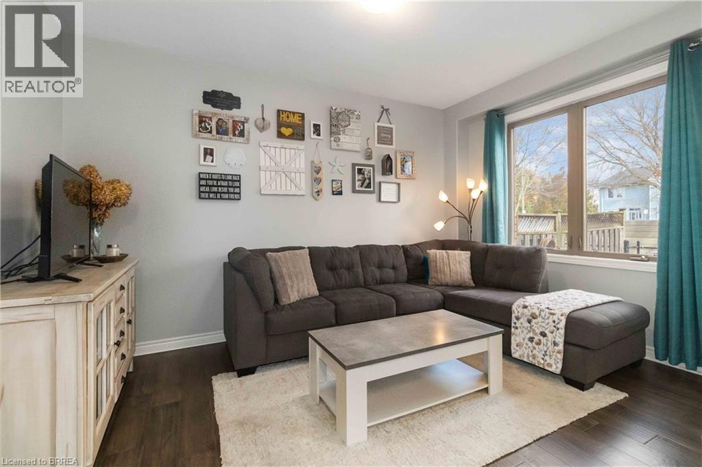 12 BRANTWOOD PARK Road Unit# D2