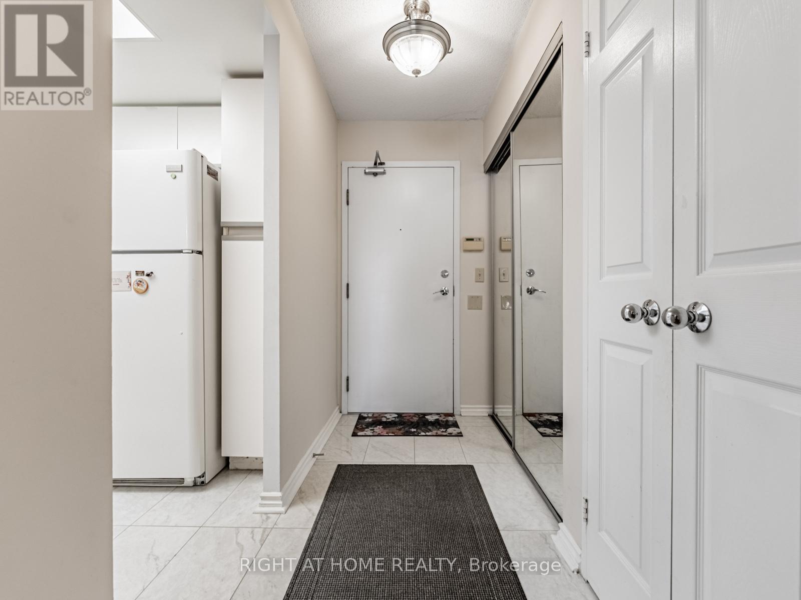 1412 - 335 WEBB DRIVE