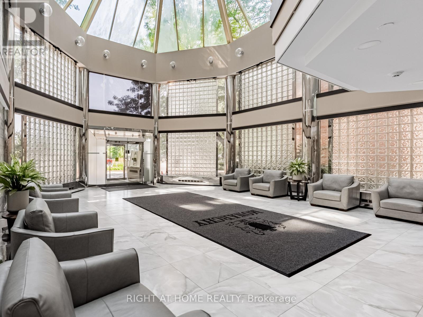 1412 - 335 WEBB DRIVE