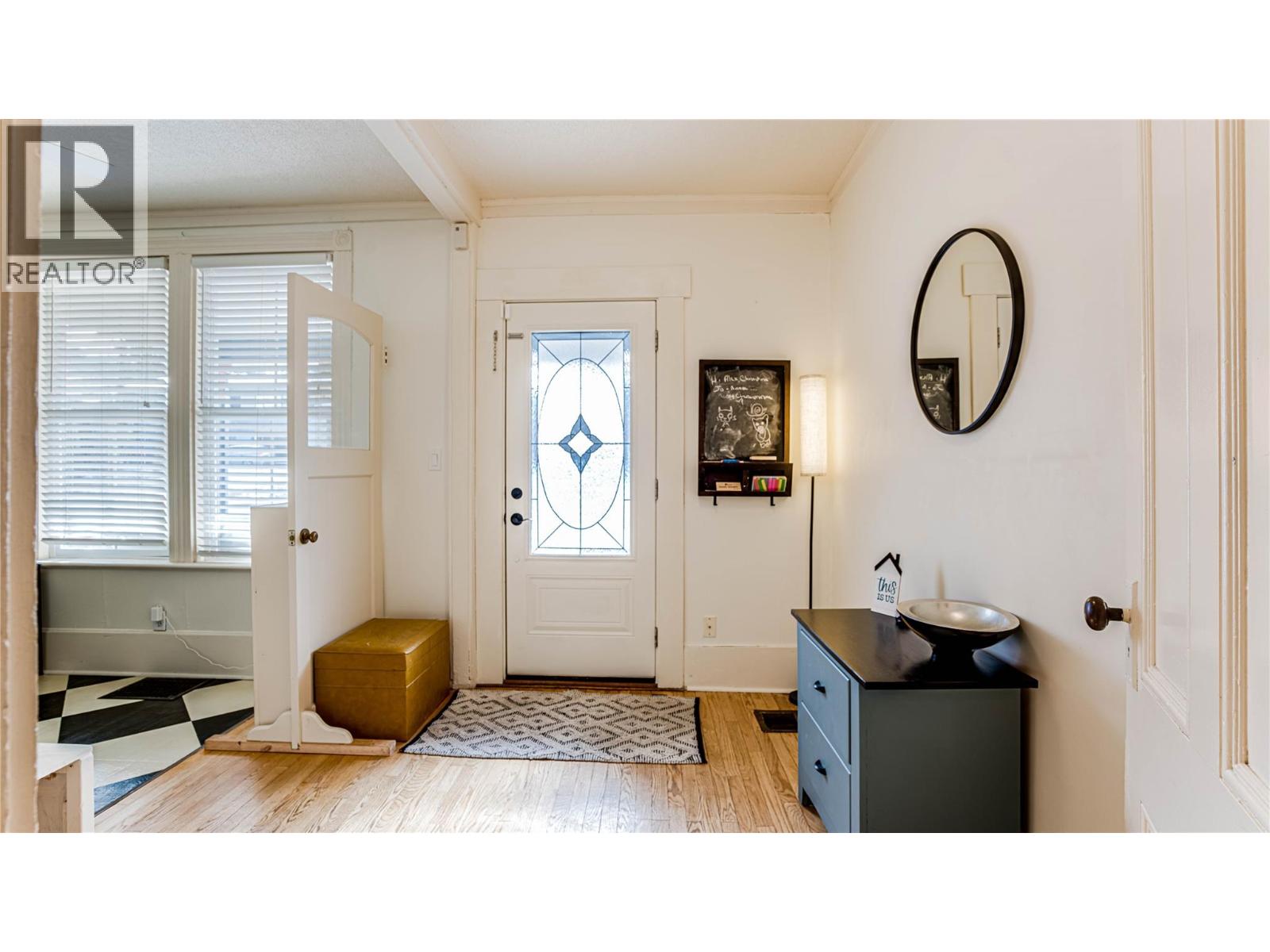 4008 Pleasant Valley Road