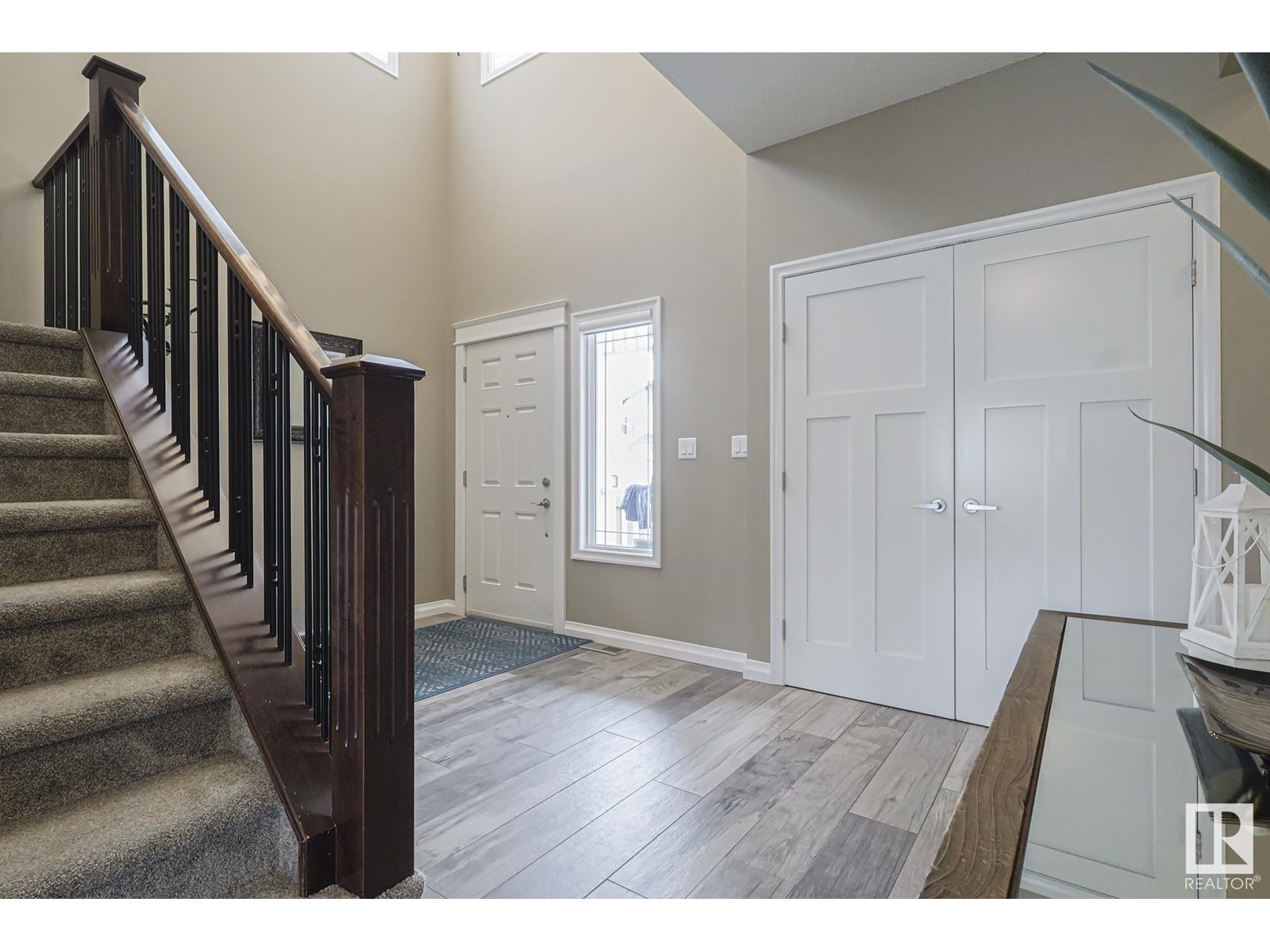 5506 168A AV NW
