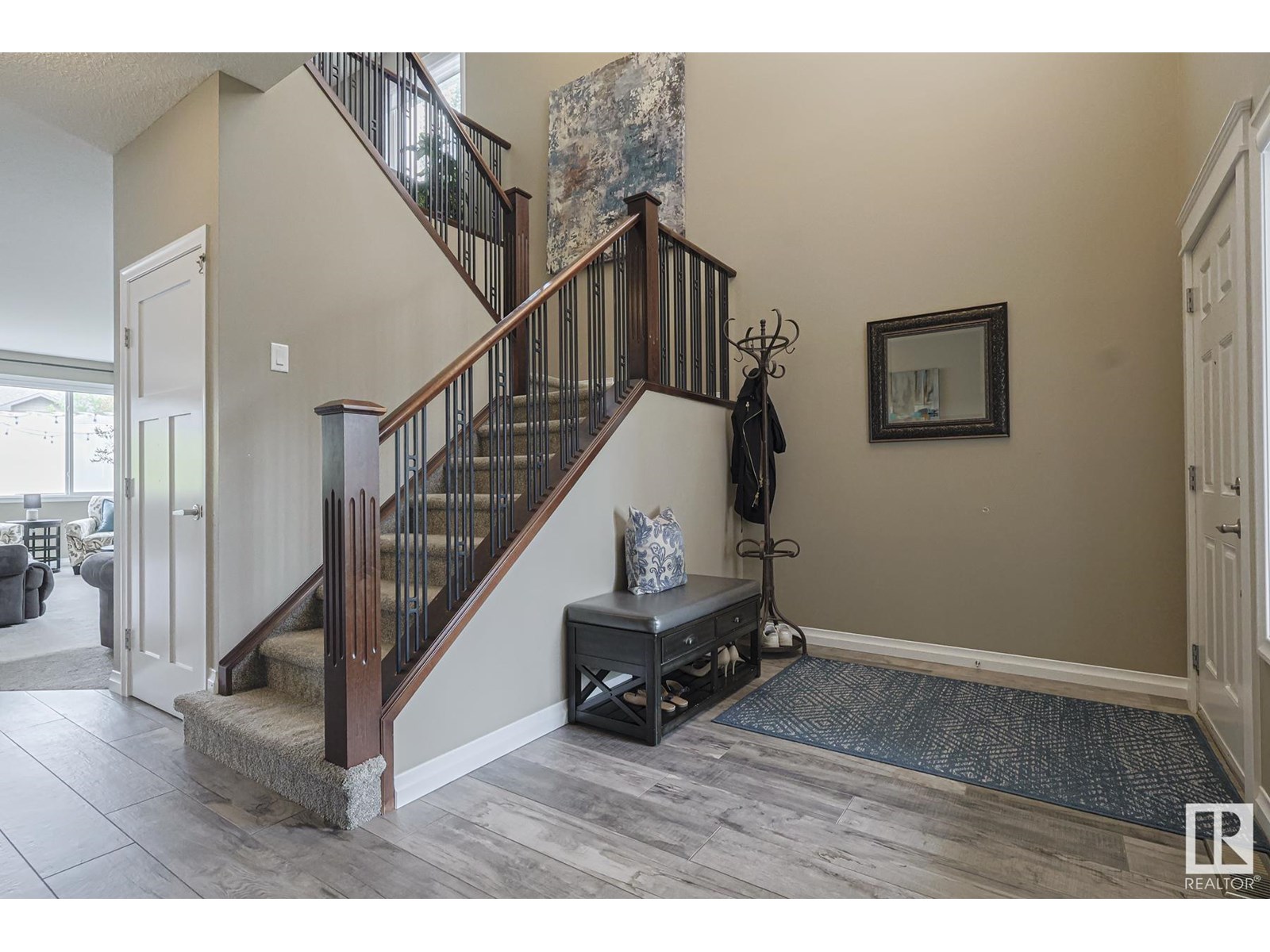 5506 168A AV NW