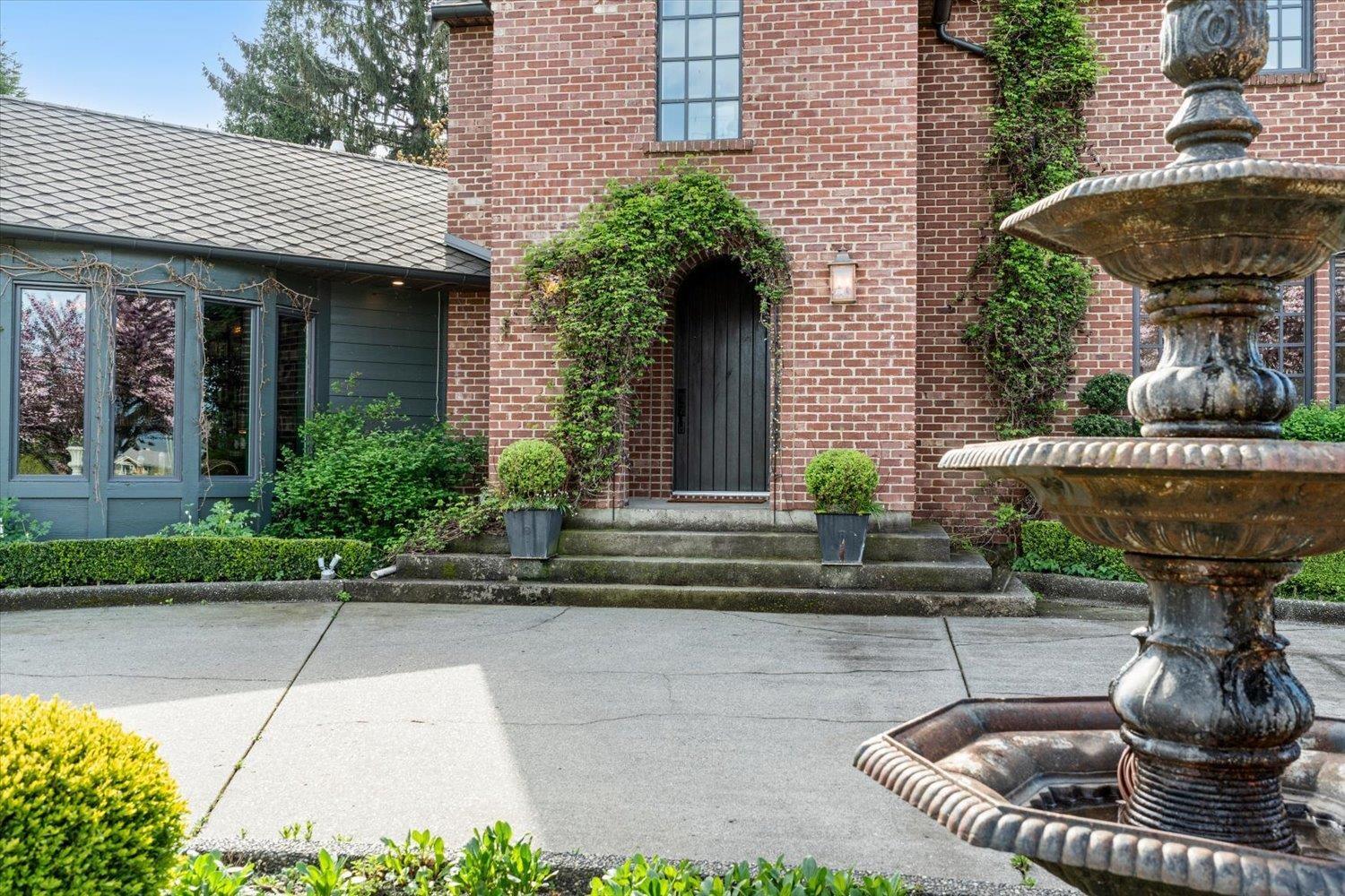 10419 MCSWEEN ROAD|Fairfield Island