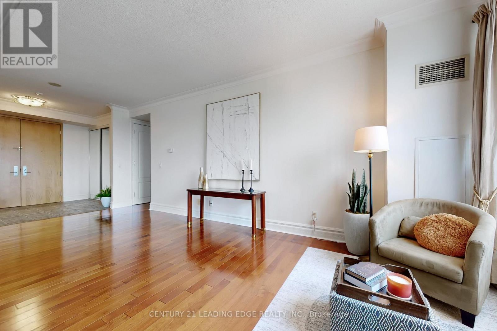 LPH9 - 62 SUNCREST BOULEVARD