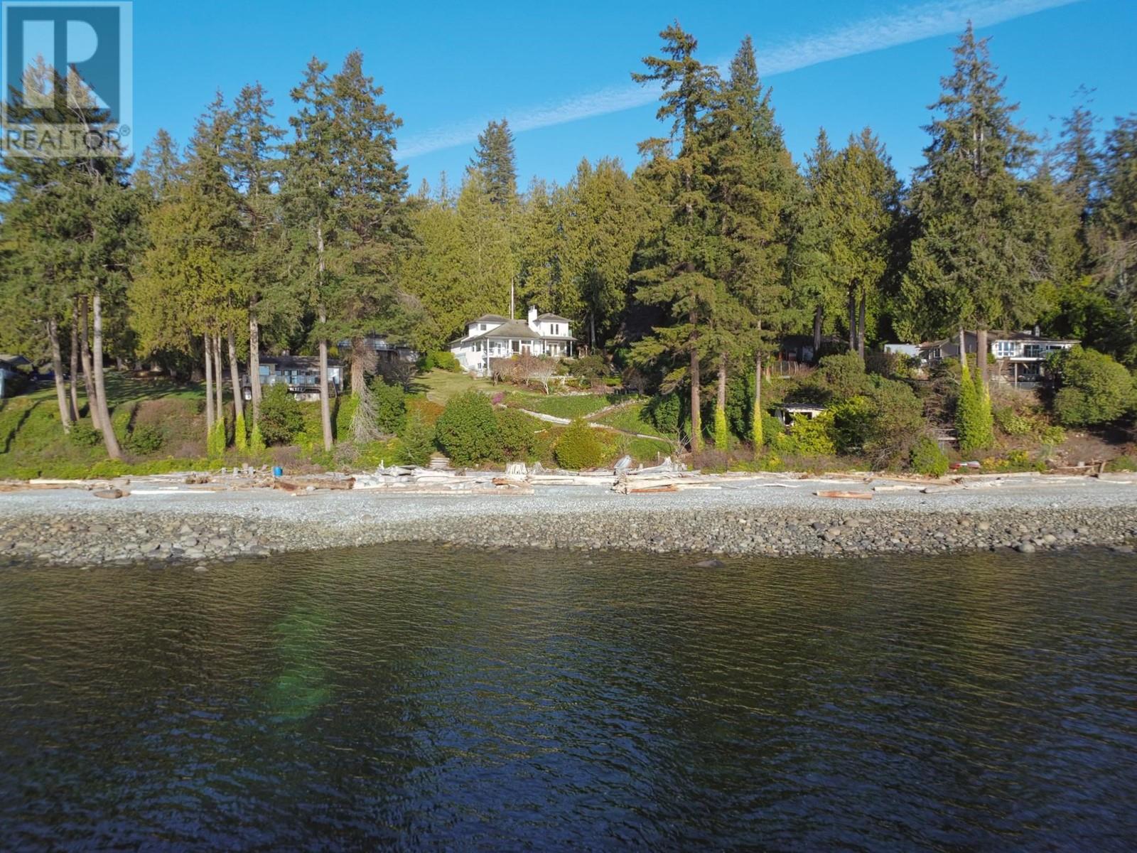 6417 SUNSHINE COAST HIGHWAY
