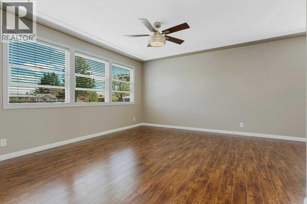 8 Forest Close