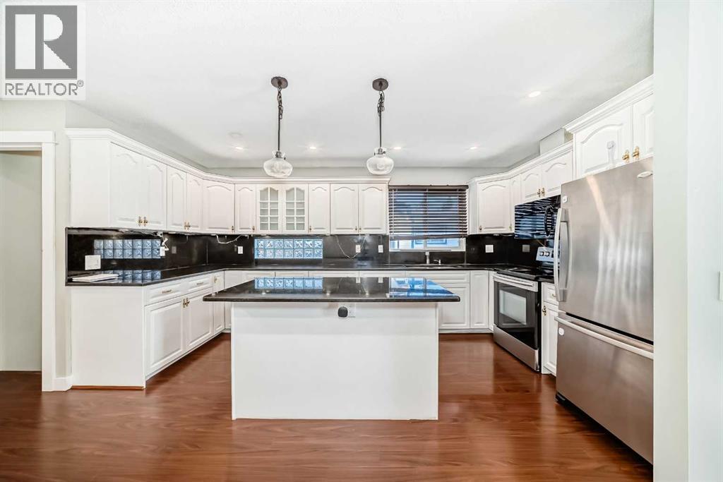 130 Braniff Crescent SW