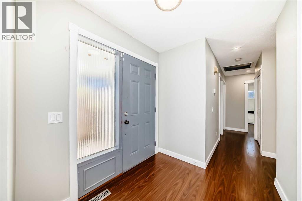 130 Braniff Crescent SW