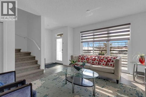 352 BELMONT Avenue SW Calgary AB T2X4H8