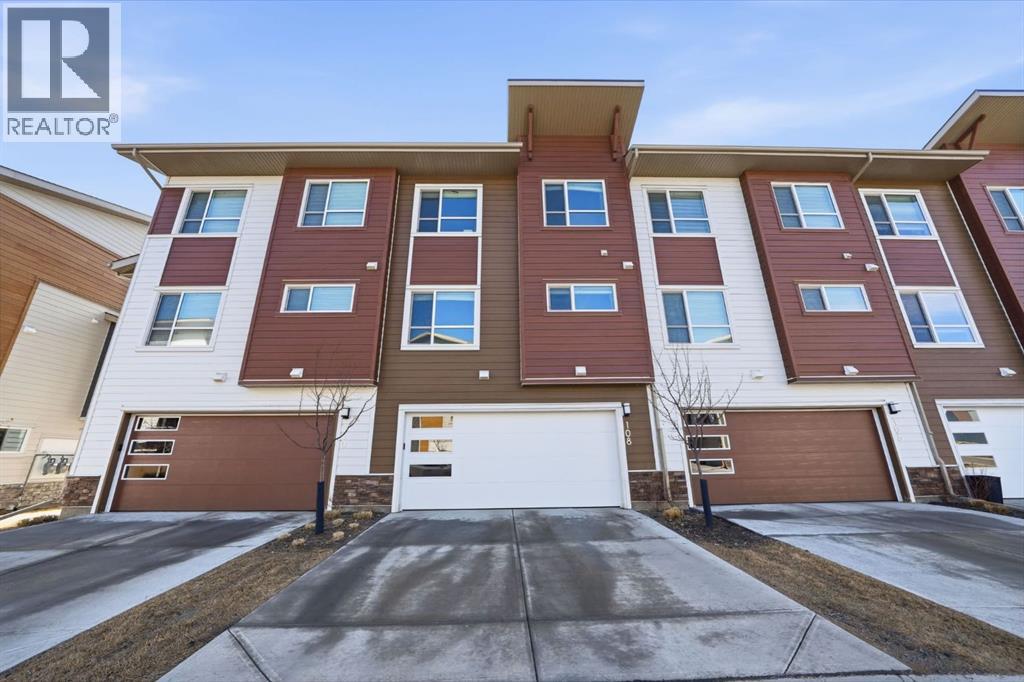 108 Harvest Grove Walk NE