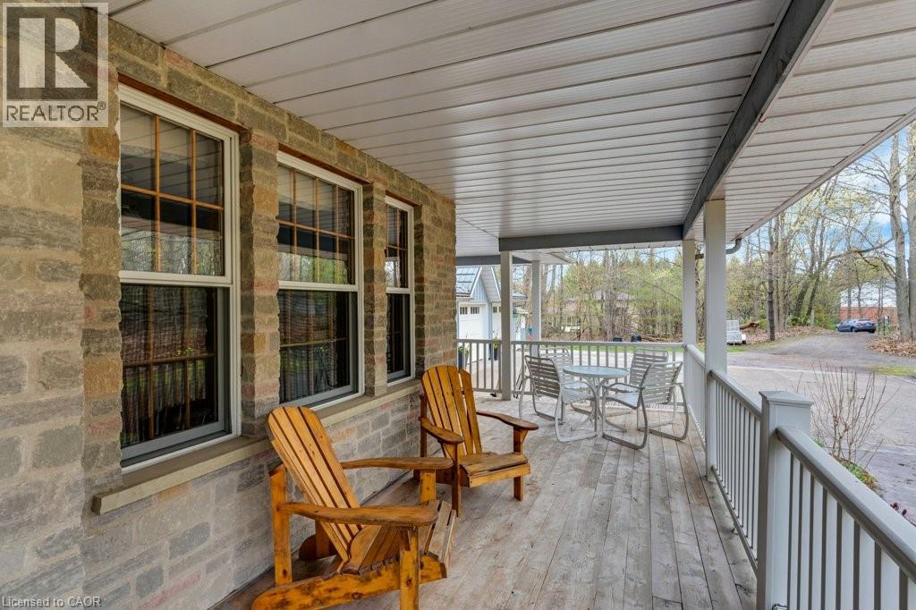 2 HUGHSON Lane