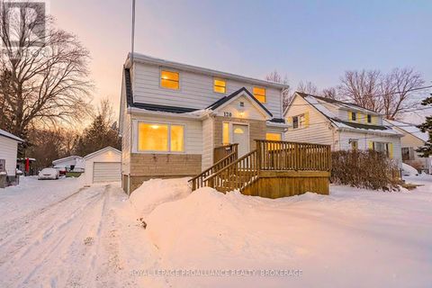120 HILLENDALE AVENUE Kingston (West of Sir John A. Blvd) ON K7M1S7