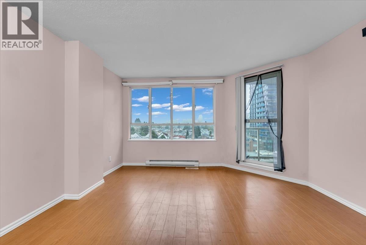 910 3489 ASCOT PLACE