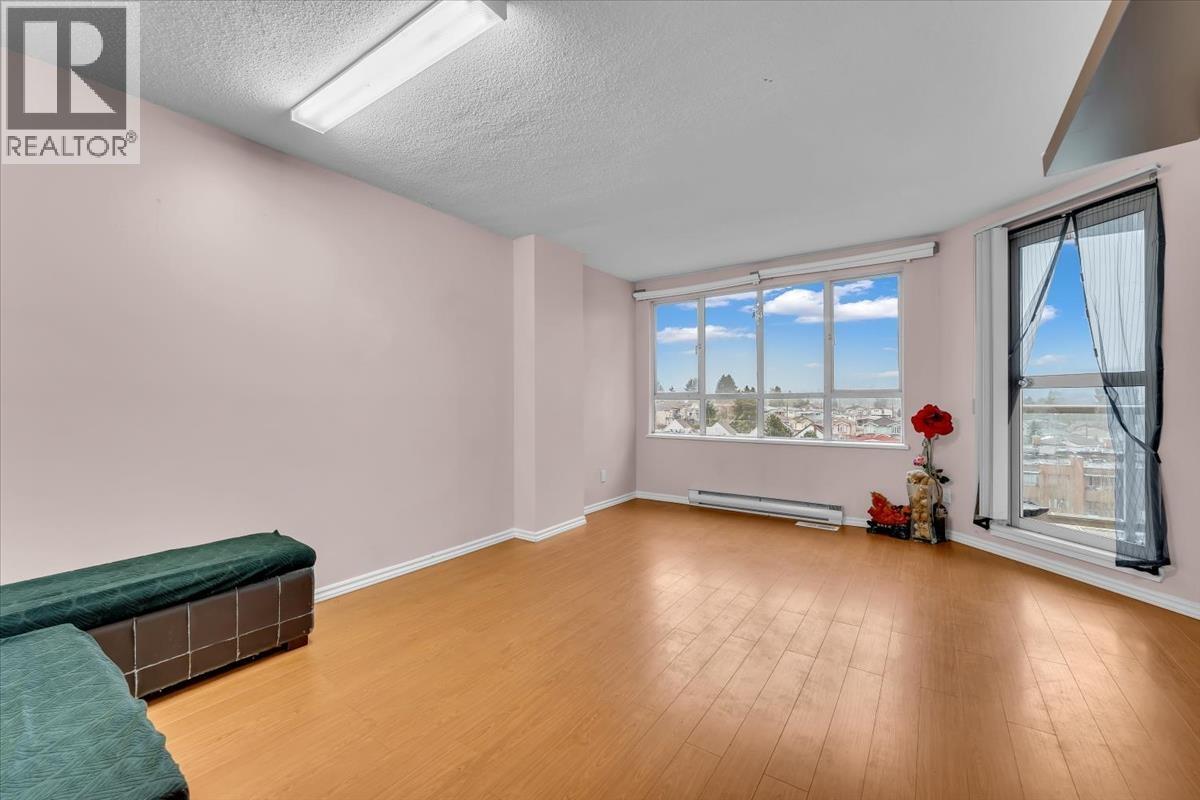 910 3489 ASCOT PLACE