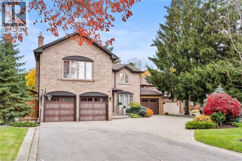 1759 FEATHERSTON Court Mississauga ON L5L3E2
