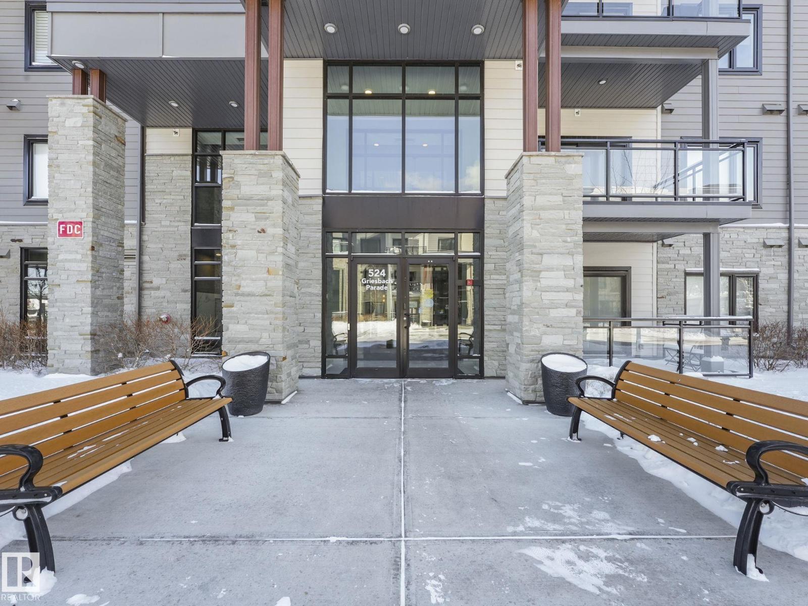 #127 524 GRIESBACH PARADE PR NW