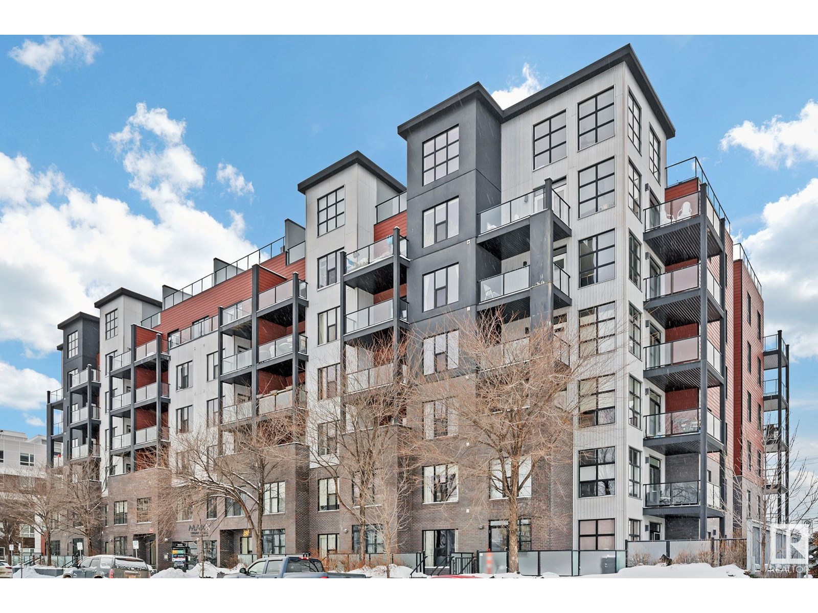 #109 10518 113 ST NW NW