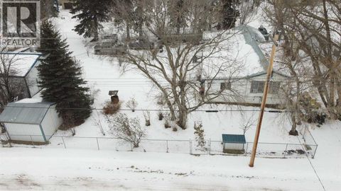 217 McLeod Street Ferintosh AB T0B1M0